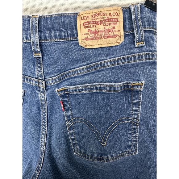 Levis Jeans Women’s 6M Blue Medium Wash 550 Relaxed Bootcut Mid Rise Classic - Picture 14 of 14